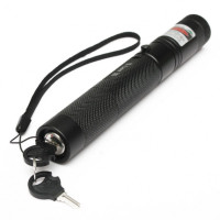 Лазерная указка высокой мощности Laser pointer YL-303 ∙ Мощный зеленый лазер – луч с аккумулятором