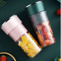 Соковыжималка и блендер портативные электрические для свежевыжатых соков