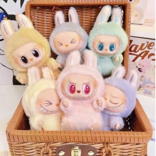 Брелок Labubu "Монстры" Pop Mart 15 см – коллекционная плюшевая игрушка-сюрприз в слепой коробке V2